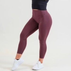 Paragon Essential Leggings | Mauve